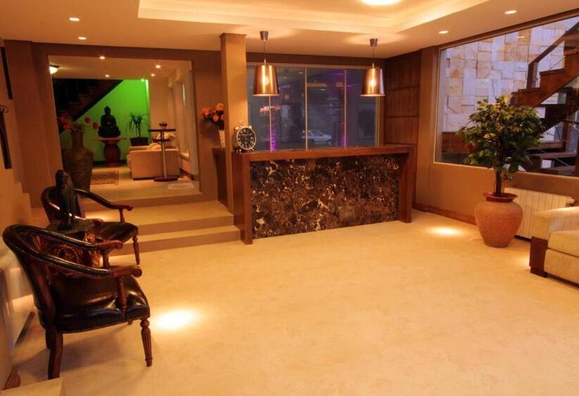 Sky Centro Hotel & Spa