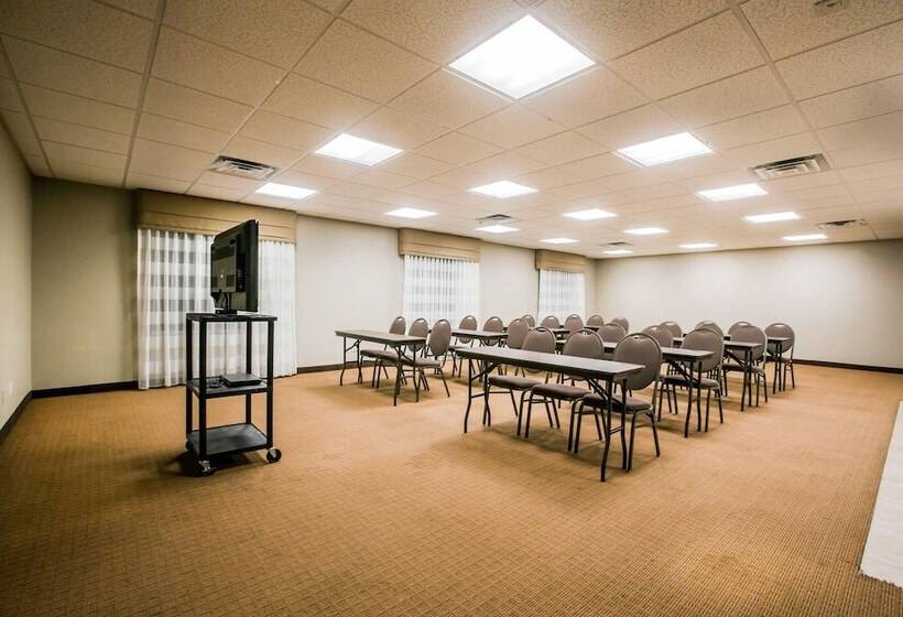 בית מלון כפרי Sleep Inn & Suites Marion  Military Institute