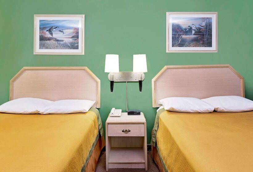 فندق Super 8 By Wyndham Kosciusko