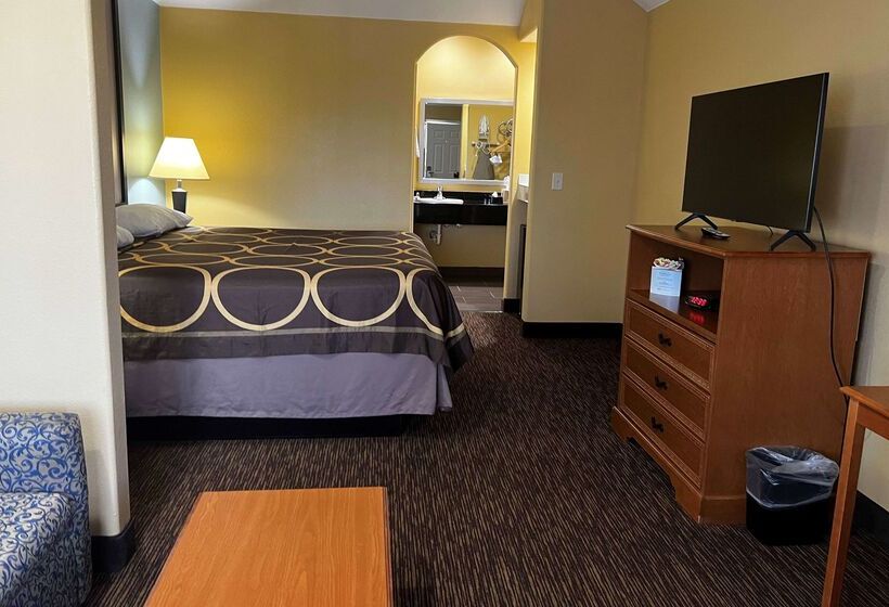 Отель Super 8 By Wyndham Montgomery/ Lake Conroe