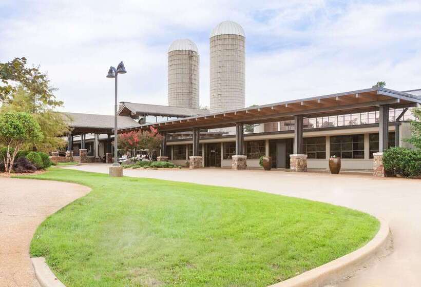 فندق Super 8 By Wyndham Morrilton