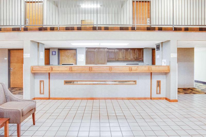 فندق Super 8 By Wyndham Morrilton