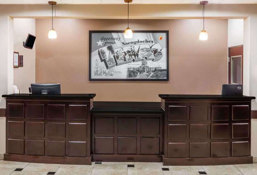 Отель Spark By Hilton Nacogdoches