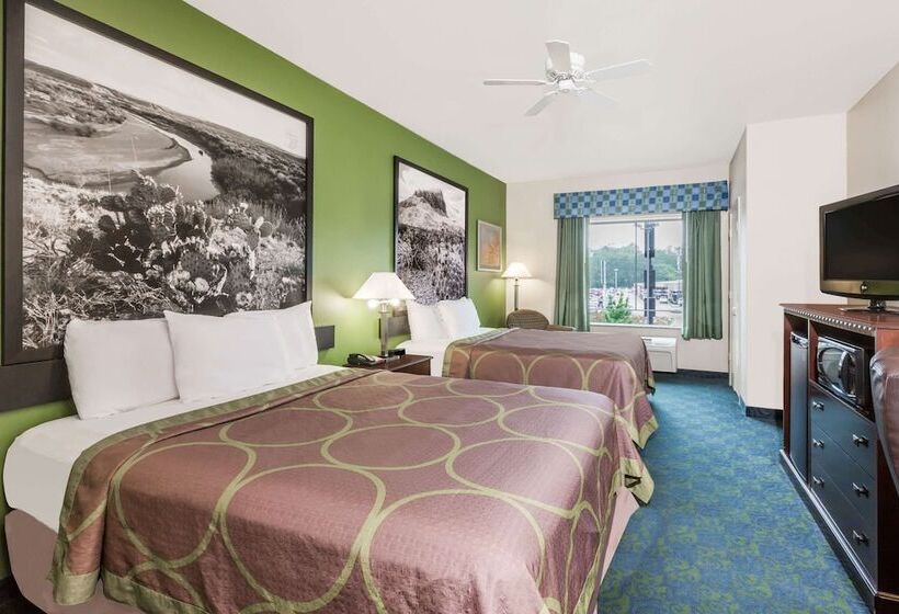 Отель Spark By Hilton Nacogdoches