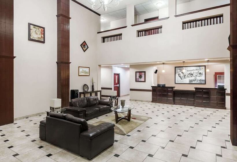 Отель Spark By Hilton Nacogdoches