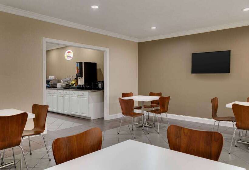 فندق Super 8 By Wyndham Pearl/jackson/east