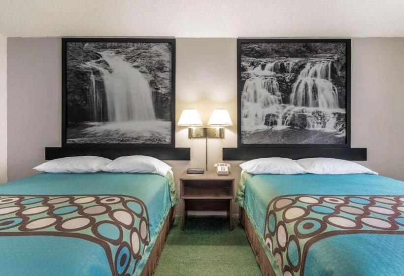 酒店 Super 8 By Wyndham Reedsburg