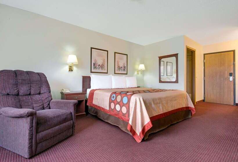 هتل Super 8 By Wyndham Riverside/kansas City