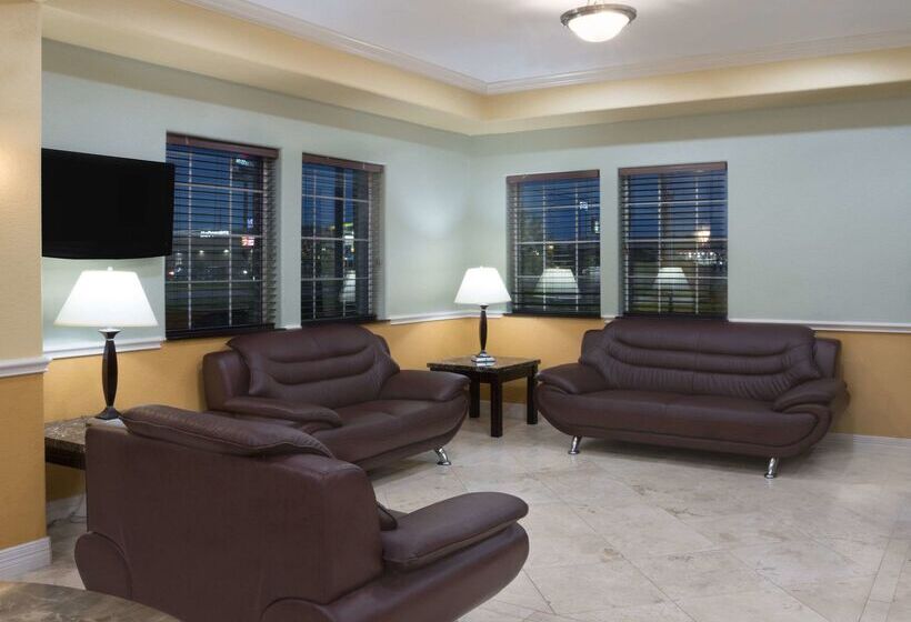 酒店 Super 8 By Wyndham Rosenberg Tx