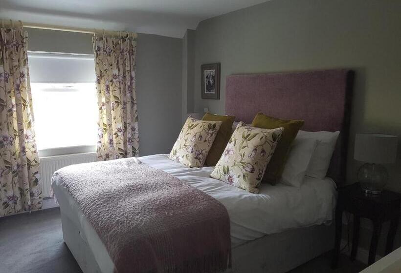 فندق The Angel Inn