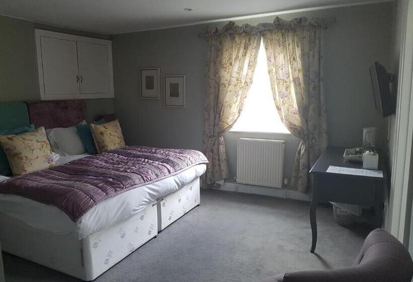 فندق The Angel Inn