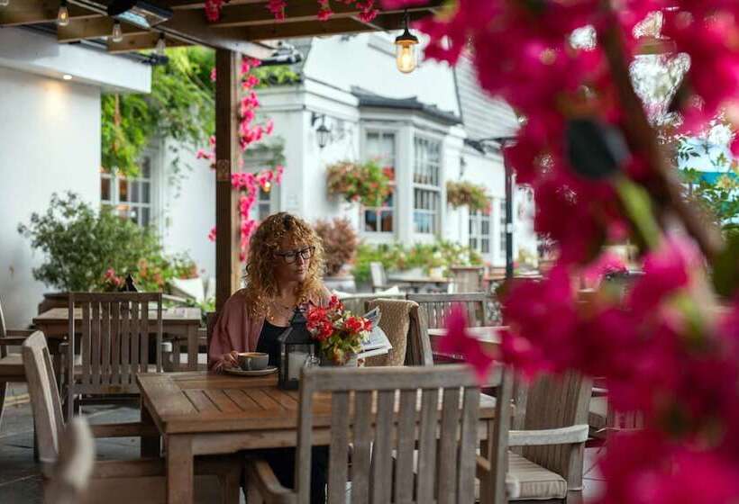 فندق The Carpenters Arms