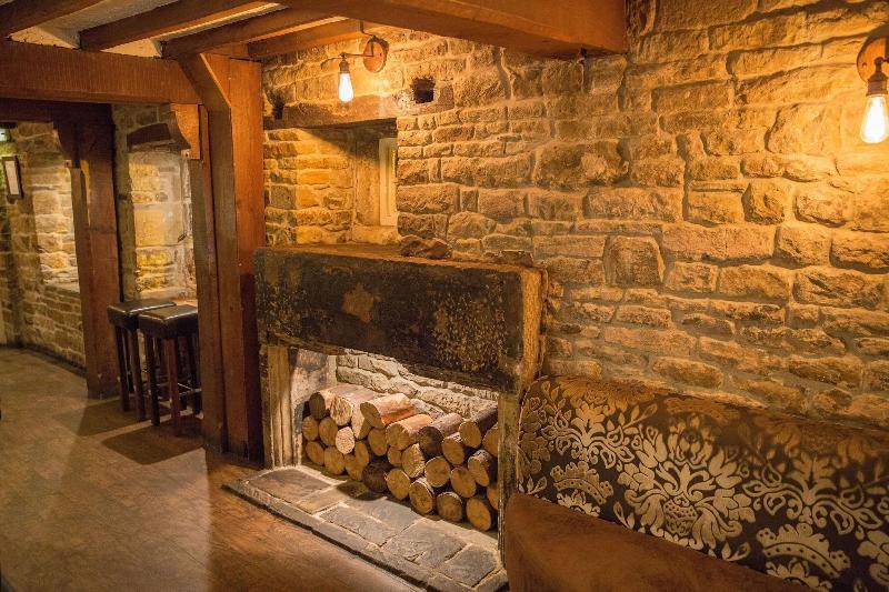 Отель The Manor House