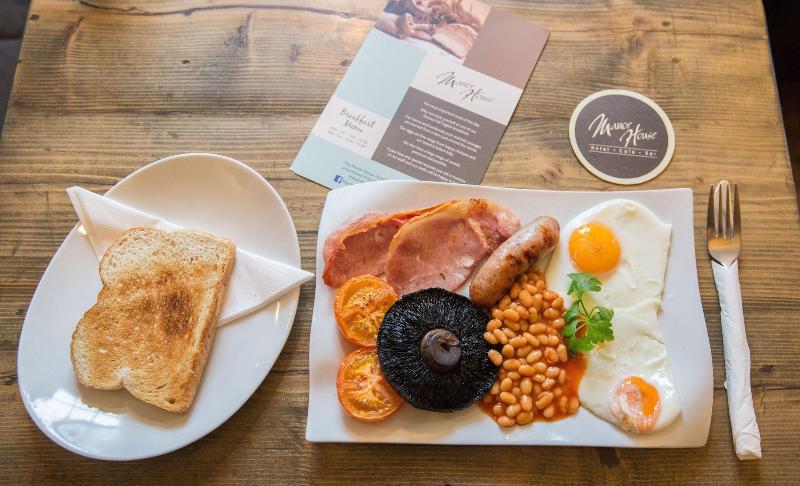 Отель The Manor House