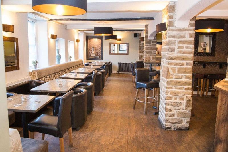 Отель The Manor House