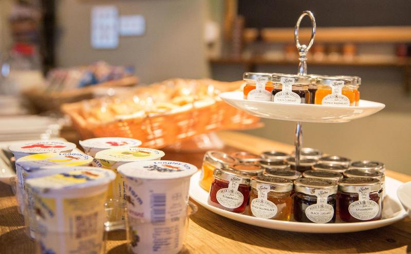 Отель The Manor House