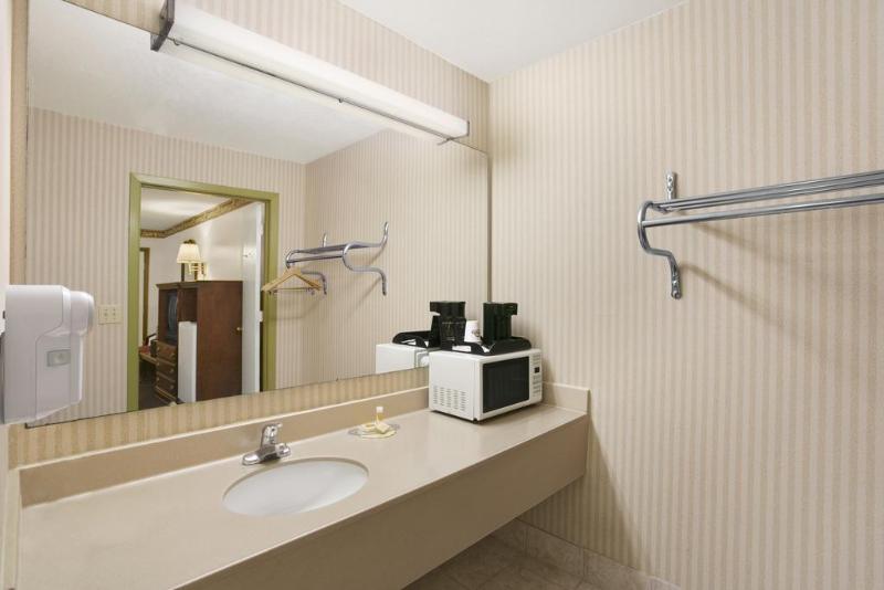 בית מלון כפרי Travelodge By Wyndham Richmond In