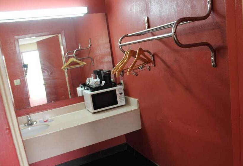 فندق Travelodge By Wyndham Richmond In