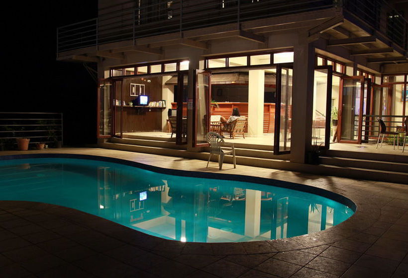 Отель Tropic Of Capricorn