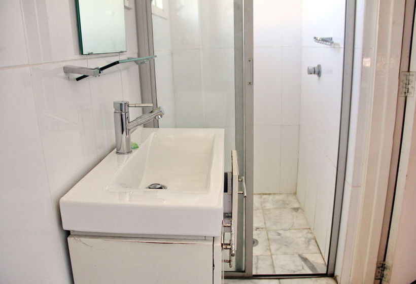 Отель Tropic Of Capricorn