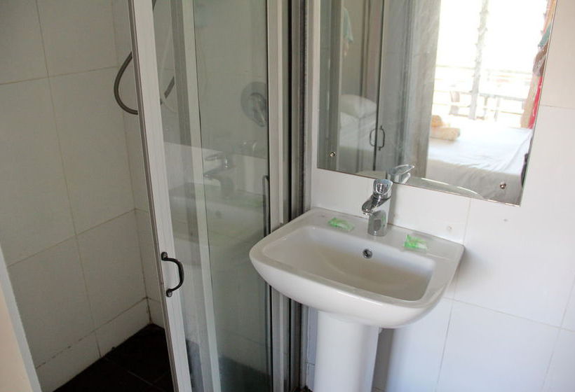 Отель Tropic Of Capricorn