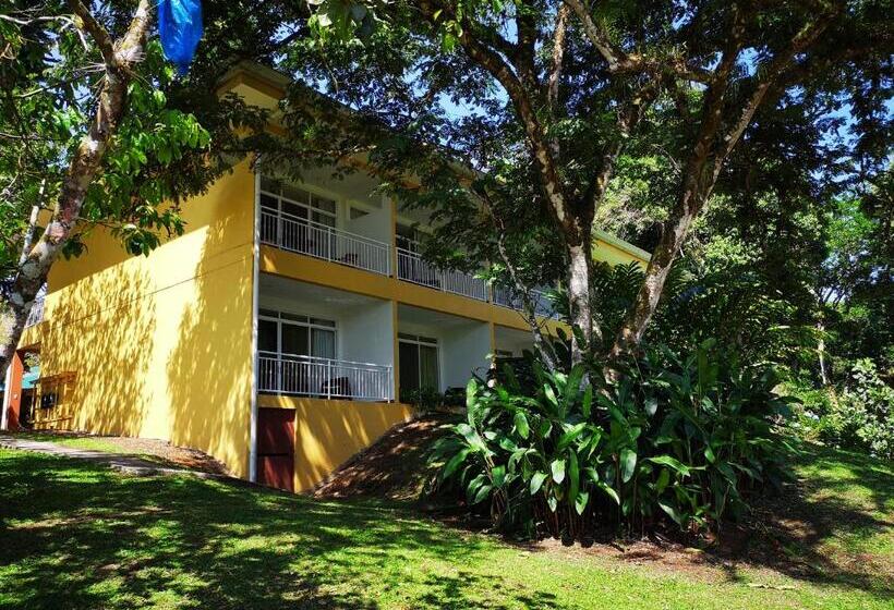 هتل Villa Florencia