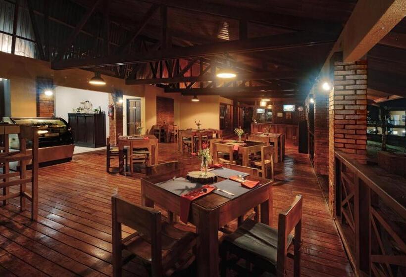 هتل Villa Florencia