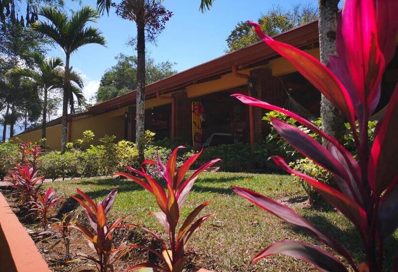 هتل Villa Florencia