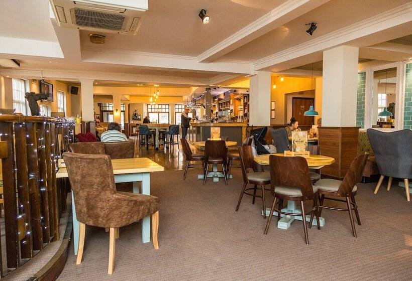 ホテル White Hart, Newmarket By Marston's Inns