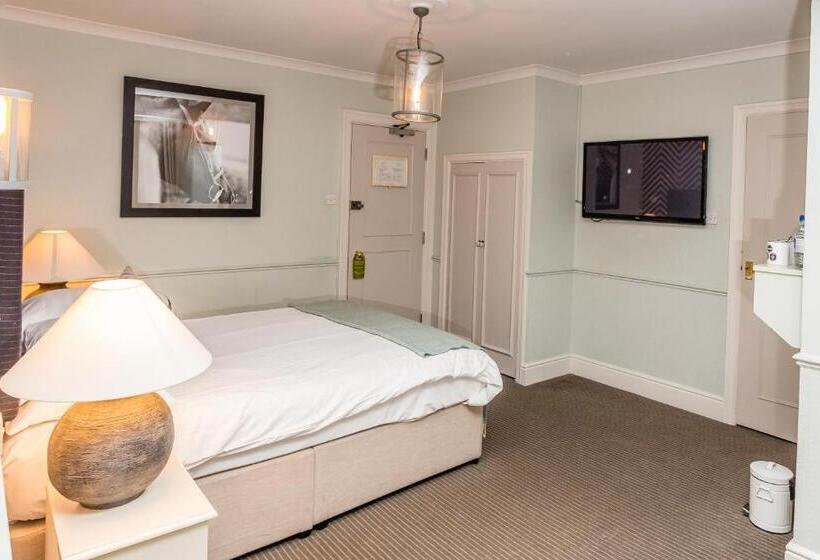 ホテル White Hart, Newmarket By Marston's Inns