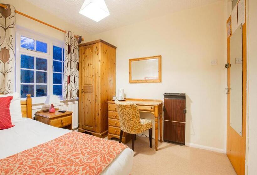 Отель Wincham Hall