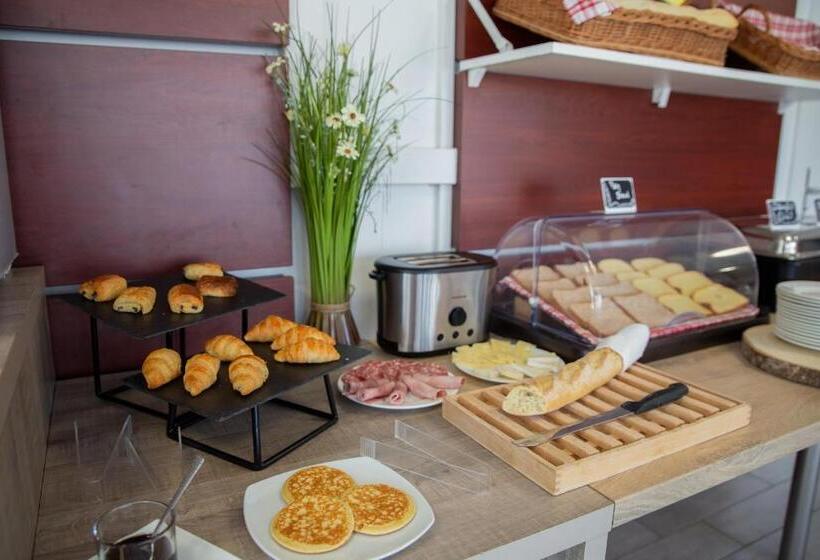 Comfort Aparthotel Cannes Mandelieu