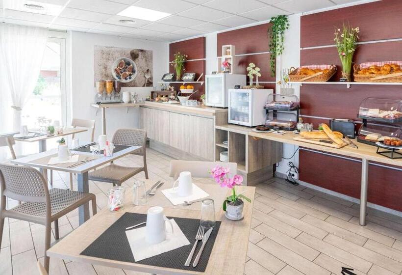 Comfort Aparthotel Cannes Mandelieu