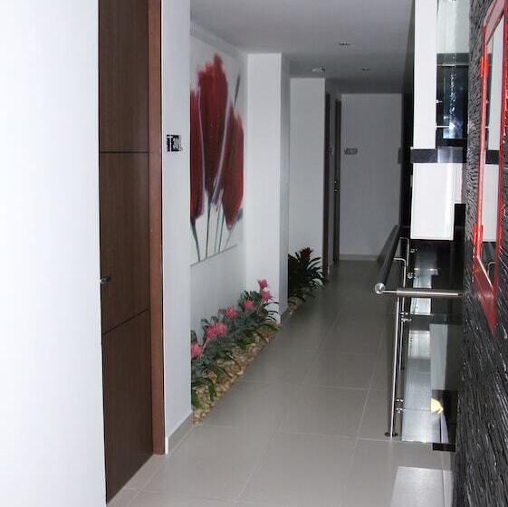 هتل Zi One Luxury