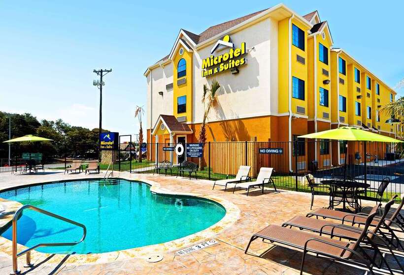 Microtel Inn & Suites By Wyndham New Braunfels I 35