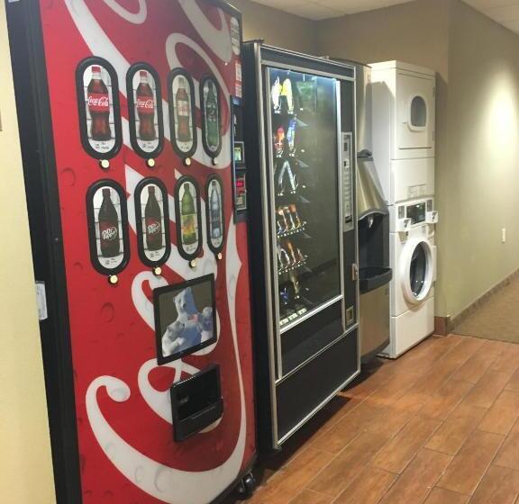 Microtel By Wyndham Perry National Fairground Area I 75