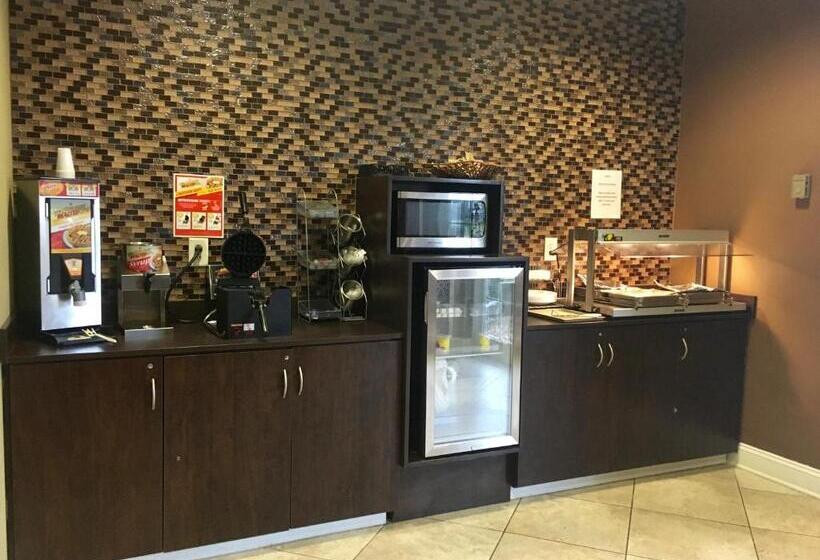 Microtel By Wyndham Perry National Fairground Area I 75
