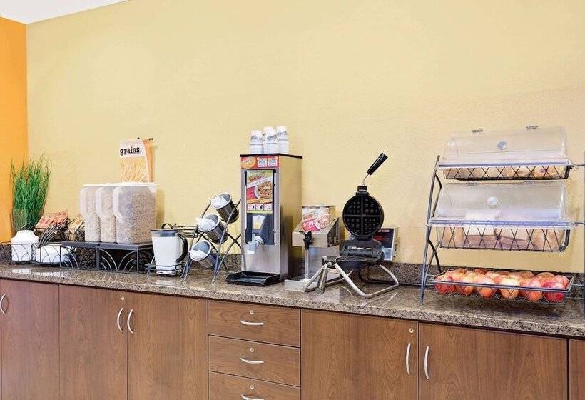 Microtel Inn & Suites By Wyndham Princeton