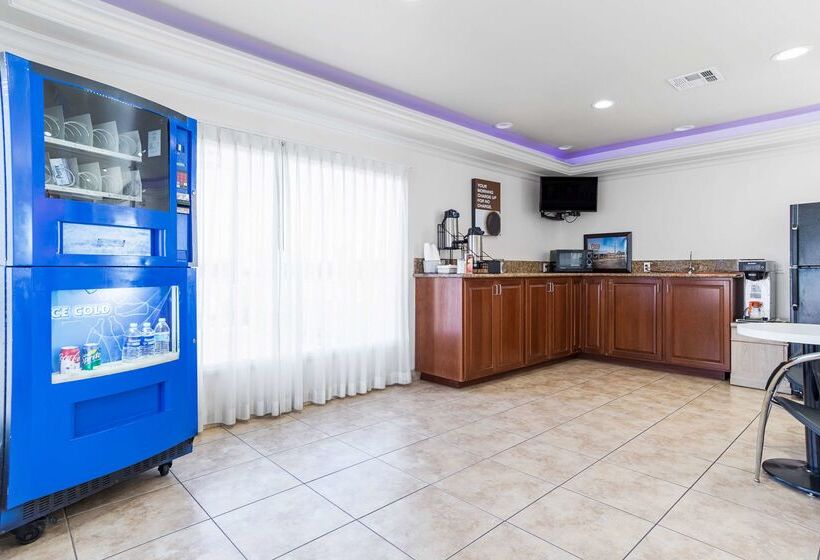 Отель Studio 6 Mojave, Ca   Airport