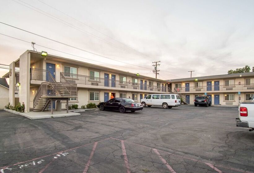 Отель Studio 6 Mojave, Ca   Airport