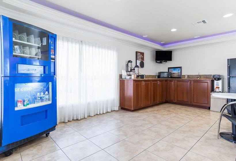 Отель Studio 6 Mojave, Ca   Airport