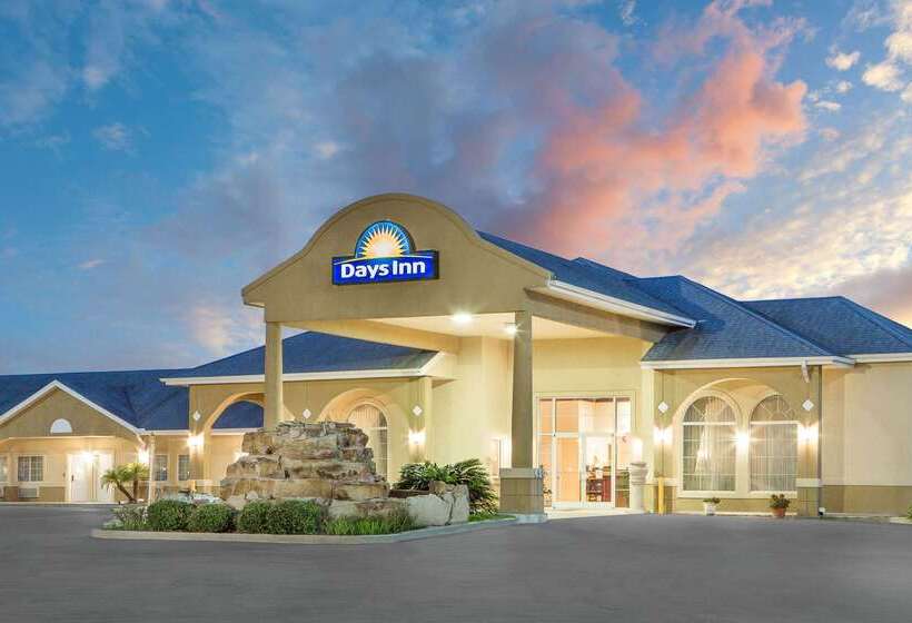 모텔 Days Inn By Wyndham Robstown