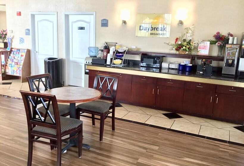 모텔 Days Inn By Wyndham Robstown