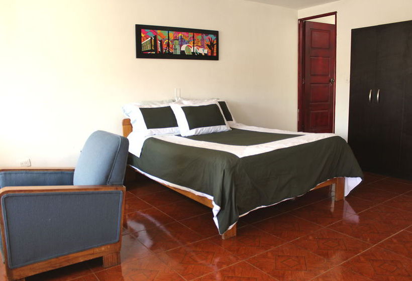 Niza Norte Bed & Breakfast