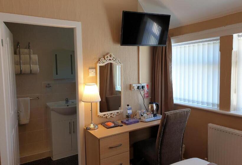 Пансион Corona Blackpool