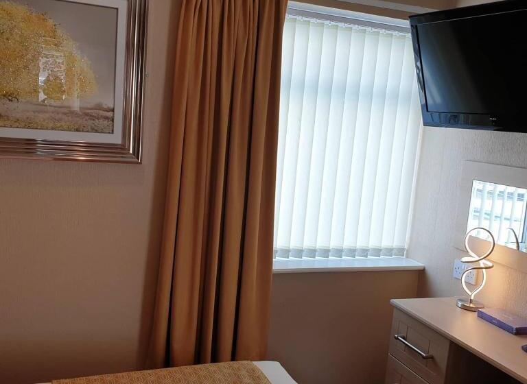 Пансион Corona Blackpool