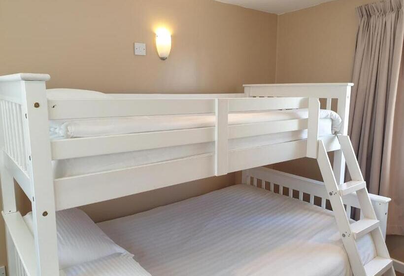 Пансион Corona Blackpool