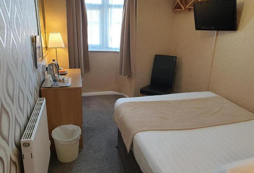 Пансион Corona Blackpool