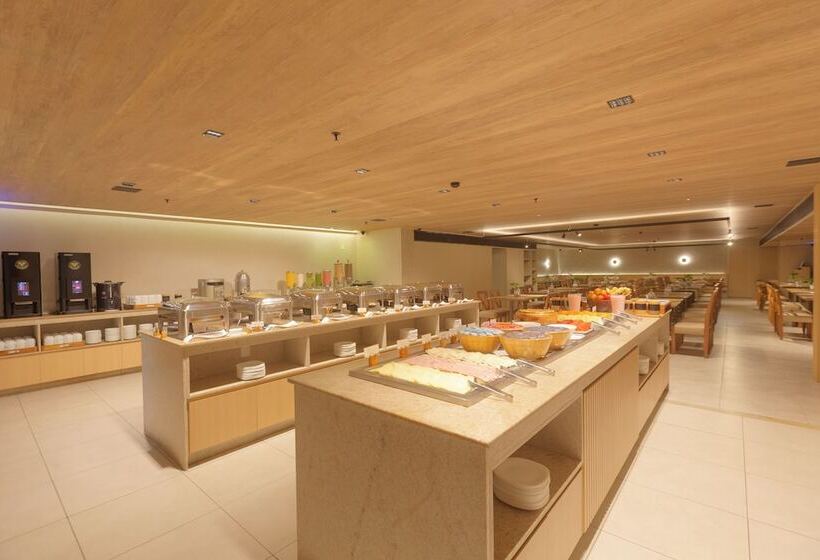 Ritz Suites Grand Hotel Boutique