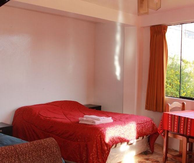 San Blas Backpacker Hostel